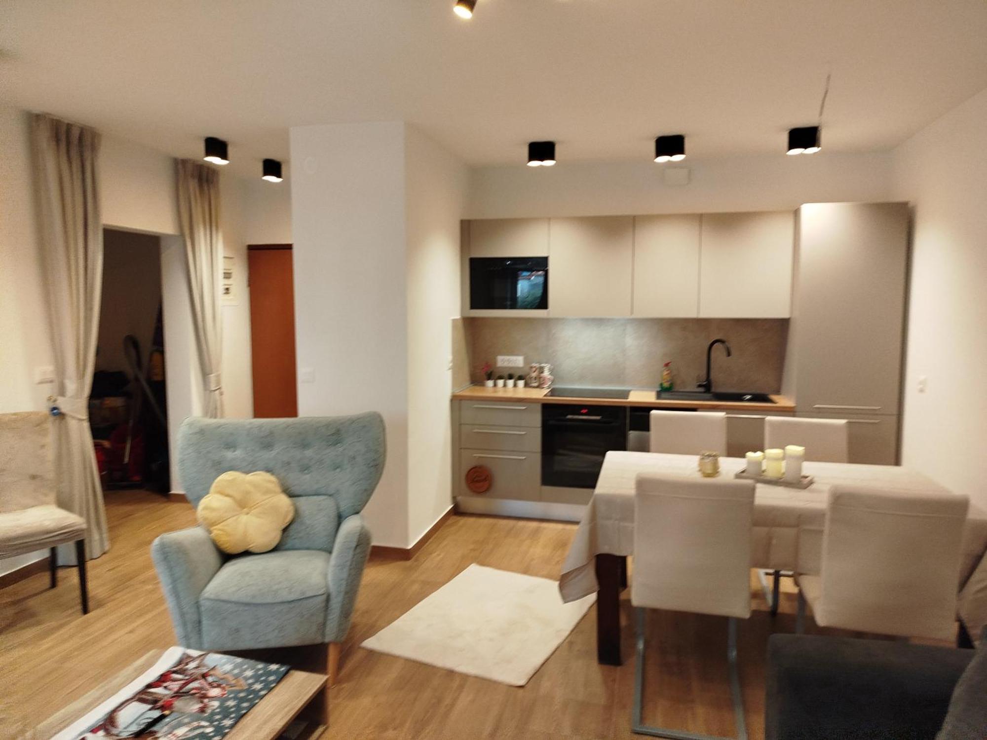 Jordanapartment ポレッチ エクステリア 写真