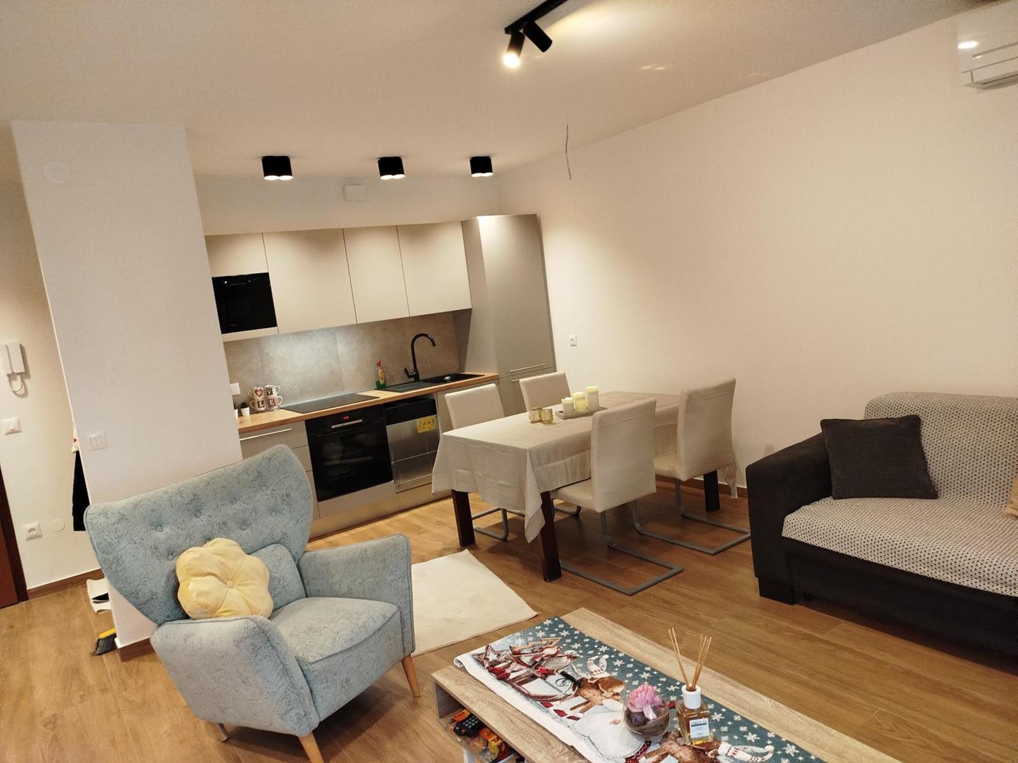 Jordanapartment ポレッチ エクステリア 写真